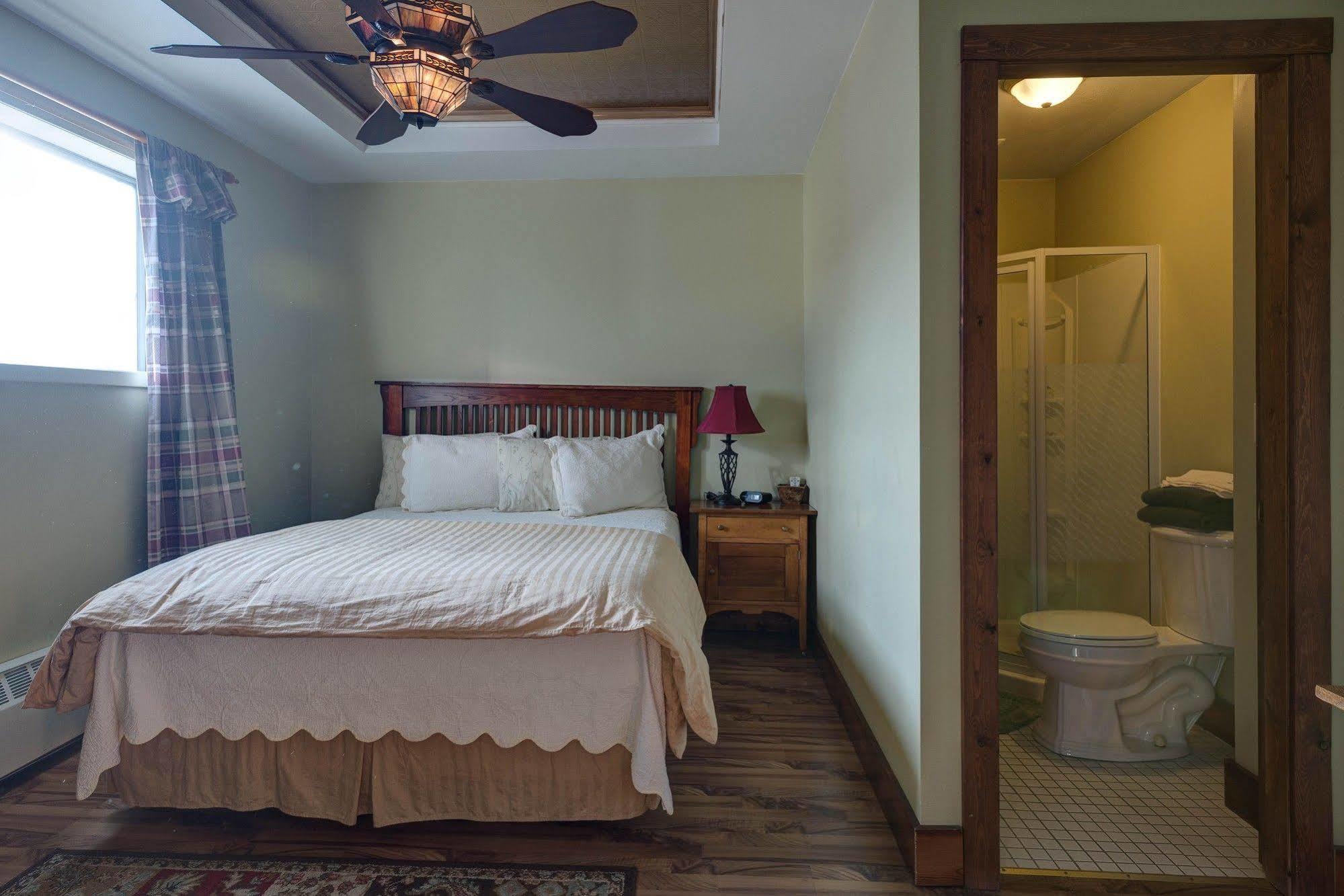 Country Encounters Accommodations Coleman Esterno foto